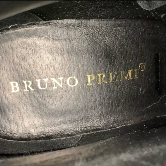 ❤🩷Bruno Premi Anthropologie - Velvet Black with Red & Green Heeled Boots❤🩷 - Picture 12 of 14